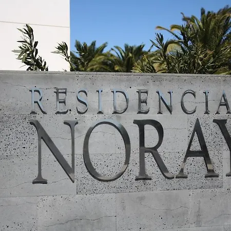 Serena Luxe Retreat In דירה